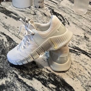 Nike Free Metcon 5 PRM Womes Size 9 Summit White Sea Glass